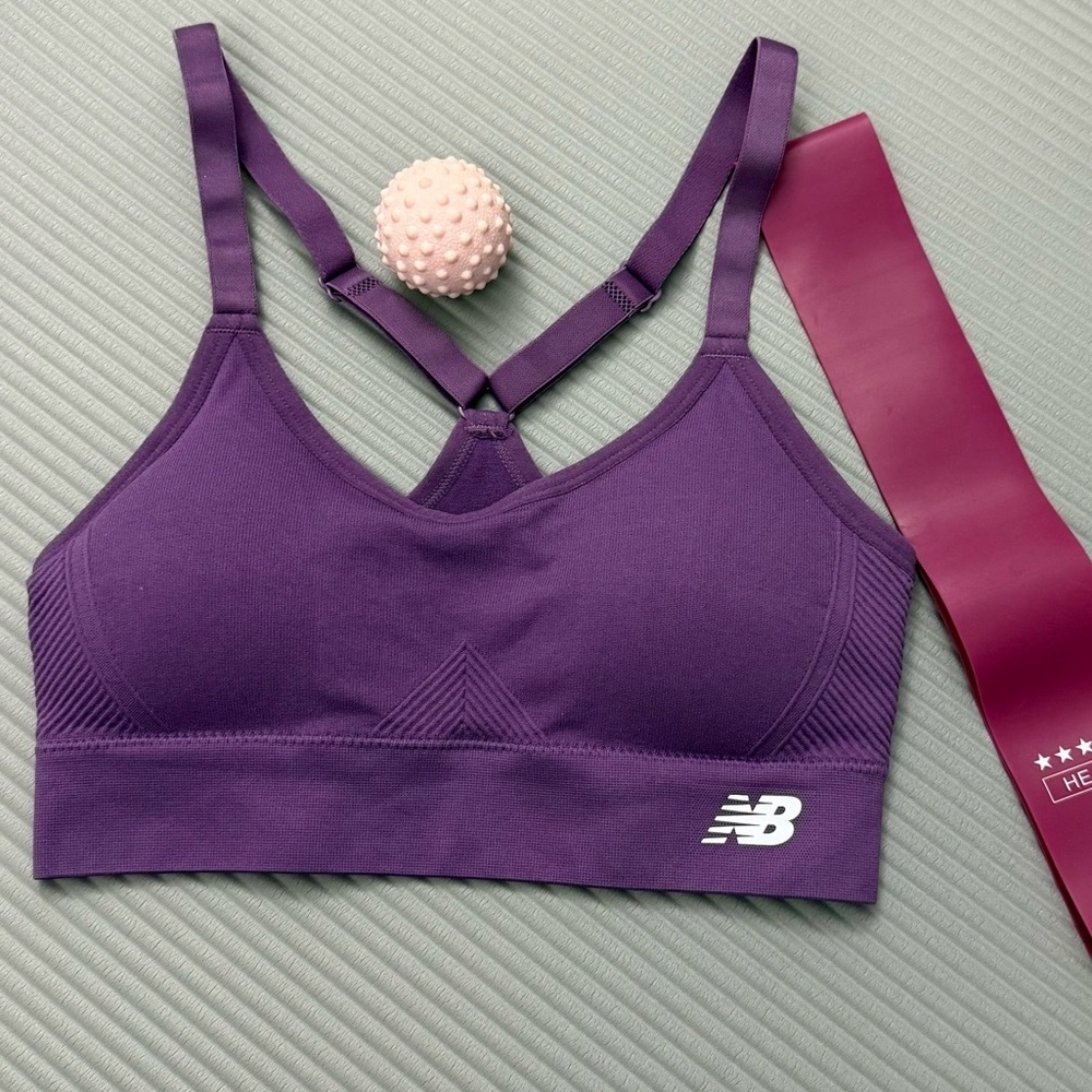 New Balance Women's Violet Sports Bra Size S